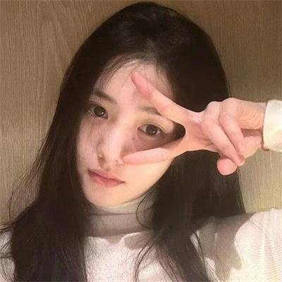 她和她的恋爱小动作